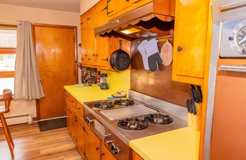 Errol House | Discover The Big House: Family-Friendly Retreat in Errol