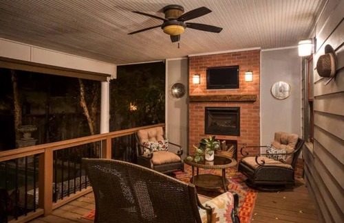 Tulsa House | Experience The Big Tulsan: 8 Beds, Pool & Game Room Fun