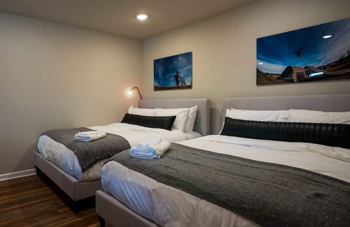 Bentonville Cabin | Guest Rated 10/10: The Bike Inn with Spa & Hot Tub