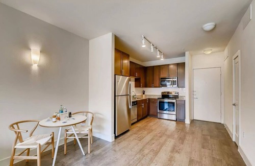 North Burnet Apartment | Discover The Bindel: Ideal for Extended Stays with Pool
