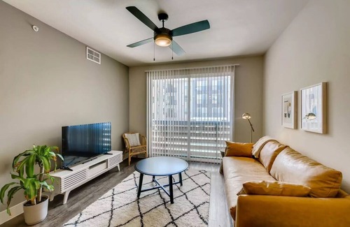 North Burnet Apartment | Discover The Bindel: Ideal for Extended Stays with Pool