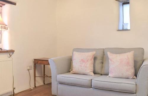 Poundsgate House | Pet-Friendly Paradise at The Bing: Guest Rated 9.8