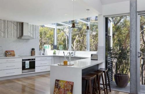 Hepburn Springs House | Family-Friendly Getaway at The Bird House, Hepburn Springs