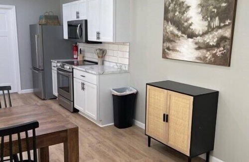 Hamilton House | Guest Rated 10/10: The Bird's Nest - Family-Friendly Retreat