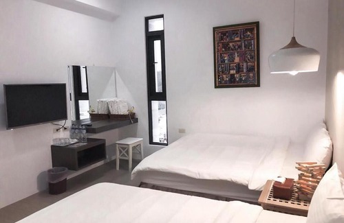Magong House | Discover The Bird's Nest B&B: Family-Friendly Retreat