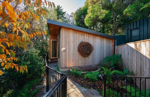 Christchurch Apartment | THE BIRD'S NEST - Secluded getaway!