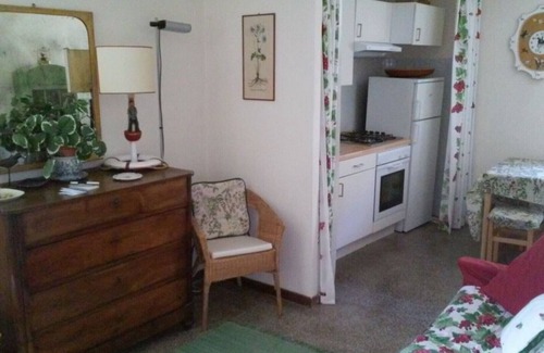 Camporosso House | Pet-Friendly Escape at The Birds - White House, Rated 9.8!