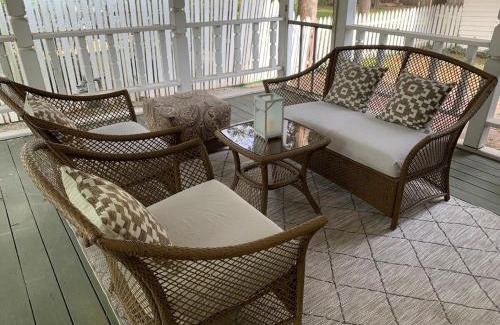 Norman House | The Bishop Charming 4BR Retreat OU Campus 100yo