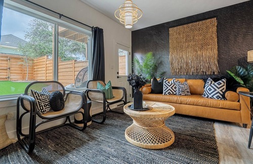 Highland Lake Estates Villa | Relax at The Black Sands: Backyard BBQ, No Service Fees