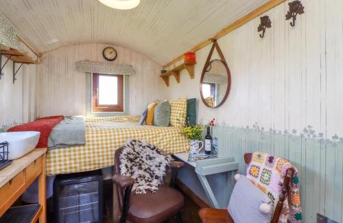 Newton Stewart House | The Black Sheep