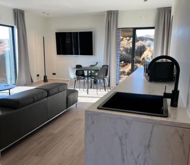 Hornafjörður Apartment | Discover The Blackhouse: Guest Rated 8.5/10 Experience
