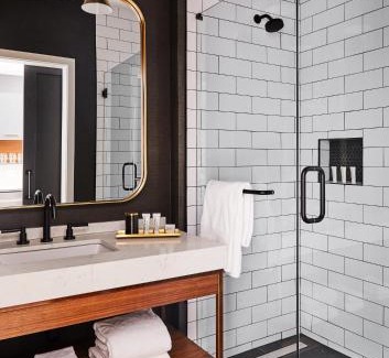 Downtown Hotel | Discover The Blake Hotel: Pet-Friendly Retreat with Dining
