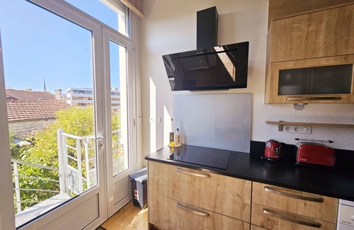 Angouleme House | Tranquil Retreat with Garden Views & Family-Friendly Amenities