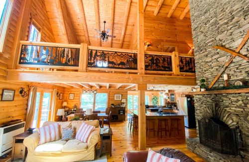 Center Conway House | Serene Mountain Getaway Cabin with Private Pool & Spa