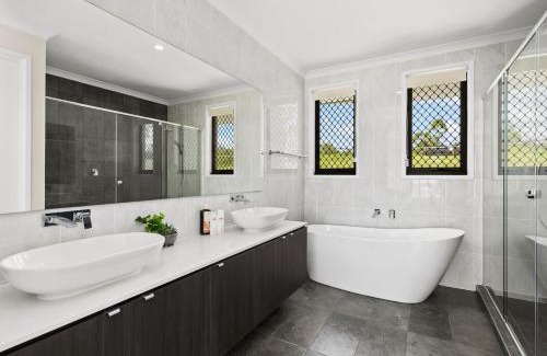 Jimboomba House | Family-Friendly Retreat at The BlissNest in Jimboomba