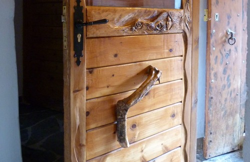Escas Apartment | Guest Rated: The Blocks of Però, Pallars Awaits You