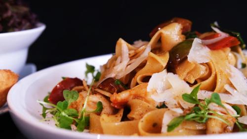 Dich Vong Apartment | Discover The Bloom Classic Hotel and Bistro: Pet-Friendly Bliss