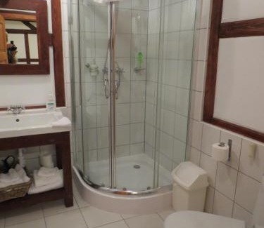 Boleslawiec Apartment | Discover The Blue Beetroot: Pet-Friendly & Family Welcoming
