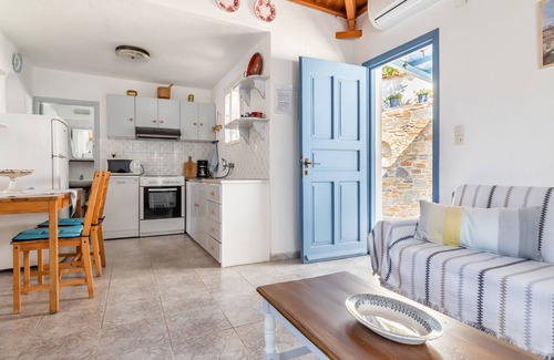 Skopelos Cottage | Private Blue Cottage with Pool in Scenic Countryside Retreat