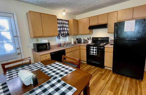 Sylva Apartment | Guest Rated 10/10: The Blue Door at Sylva Home Base