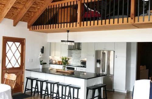 Town of Denning House | Unforgettable Views at The Blue House On The Hill, Catskills