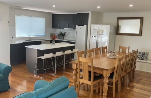 Venus Bay House | The Blue House - Beachfront Escape with Ocean Views