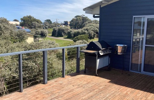 Venus Bay House | The Blue House - Beachfront Escape with Ocean Views