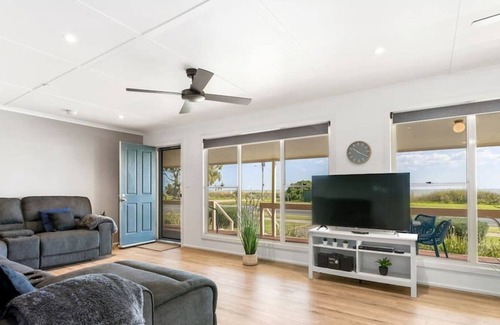 Bonney House | Experience The Blue House with Ocean & Lake Views
