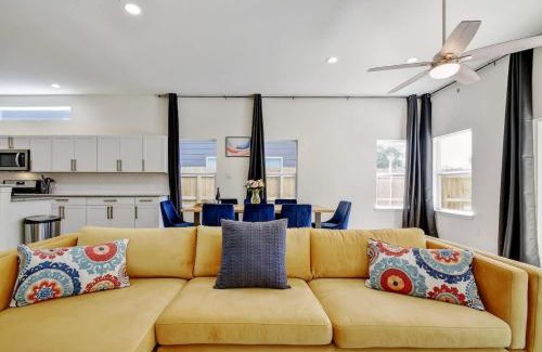 Denver Heights House | The Blue Lemon Haven