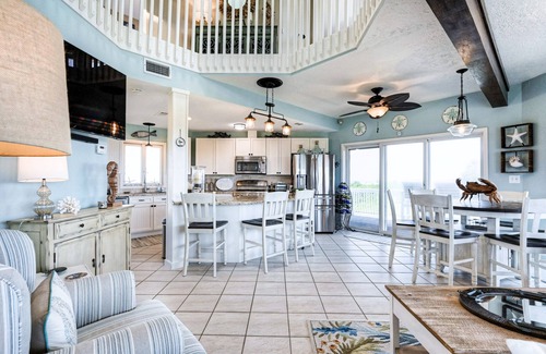 Pirates Beach West House | Escape to The Blue Pelican: Ocean Views & Beach Access