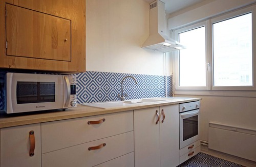 Chateaudun-Bannier Apartment | Convenient Apartment Near Orléans Station with WiFi & Spa