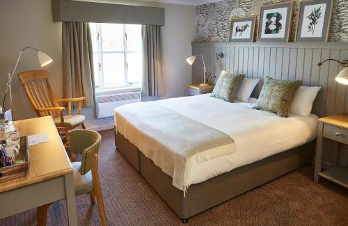 Balderstone Hotel | Discover The Bluebird Inn at Samlesbury: Pet-Friendly Retreat