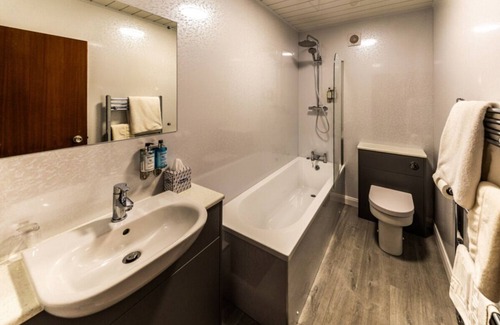 Derbyshire Hotel | Discover The Boars Head Hotel: Family-Friendly Retreat