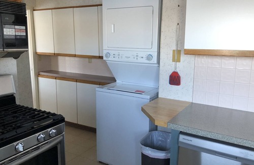 Macatawa Cottage | Guest Rated: The Boat House in Macatawa with Lake View