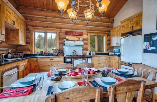 Marion Cabin | Inviting Bates Motel: Cozy Cabin with Lake Access & Amenities