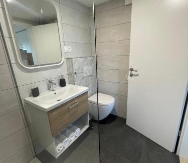 Bled Apartment | Fantastic Family-Friendly Stay at The Boathouse Apartment