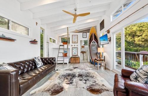 Daleys Point Apartment | Discover The Boathouse: Pet-Friendly & Guest Rated 9.8