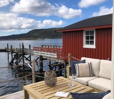 Rakvag House | Unforgettable Stays at The Boathouse - 10/10 Guest Rated!