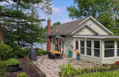 Moon Lake Cottages House | Unforgettable Stays at The Boathouse on Moon Lake