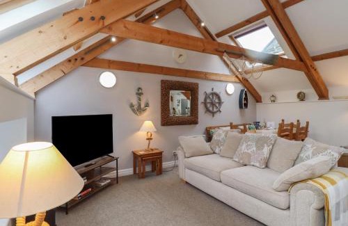 Seahouses Apartment | Pet-Friendly Retreat at The Boathouse Seahouses - 4 Stars