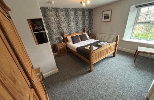 Wylam Hotel | Discover The Boathouse Wylam: Guest Rated 7.6/10