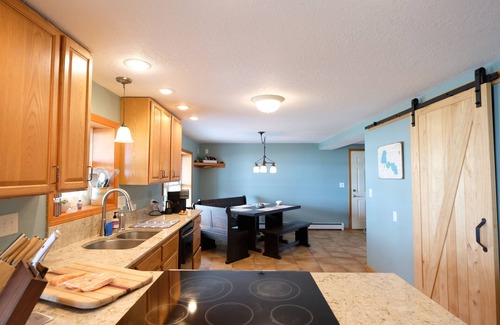 Forest Lake House | Ocean View Comfort at The Boathouse - Guest Rated 10/10