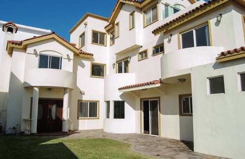 Ensenada House | Relaxing Retreat at The Body Point - Ensenada