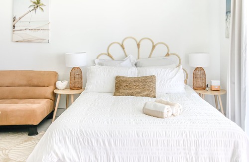 Dolphin Heads Resort | Experience The Bohemian @ Dolphin Heads with Oceanfront Views