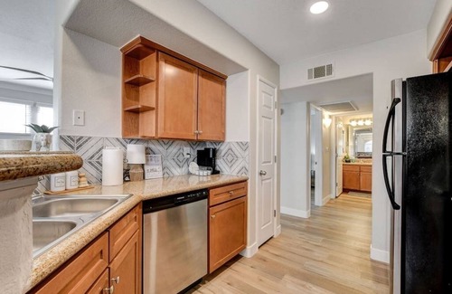Spring Valley Condo | Stylish Bohemian Quarters Steps from Raiders Stadium