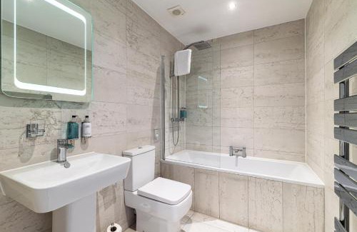 Southport Hotel | Discover The Bold Hotel: BW Signature Collection Awaits