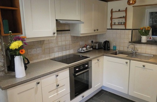 Milton Combe Cottage | Superior 2 Bedroom Stay in Milton Combe - Pet Friendly!