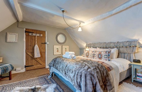 Nuneham Courtenay House | Discover The Bolthole: 8/10 Guest Rated Escape