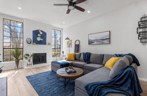 McNeil House | Ideal Family Retreat at The Bonnie - 5 Beds Near Attractions