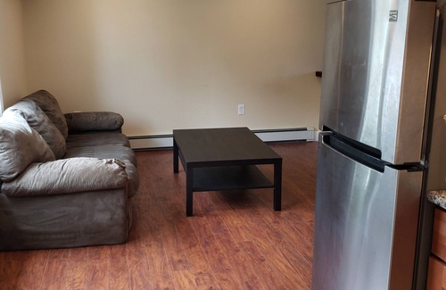 Narragansett Pier Apartment | Beachside Escape: Boon Street Apartment with Ocean Views